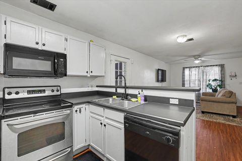 Tiny photo for 2193 Timberwood Circle, Tallahassee, FL 32304 (MLS # 399602)