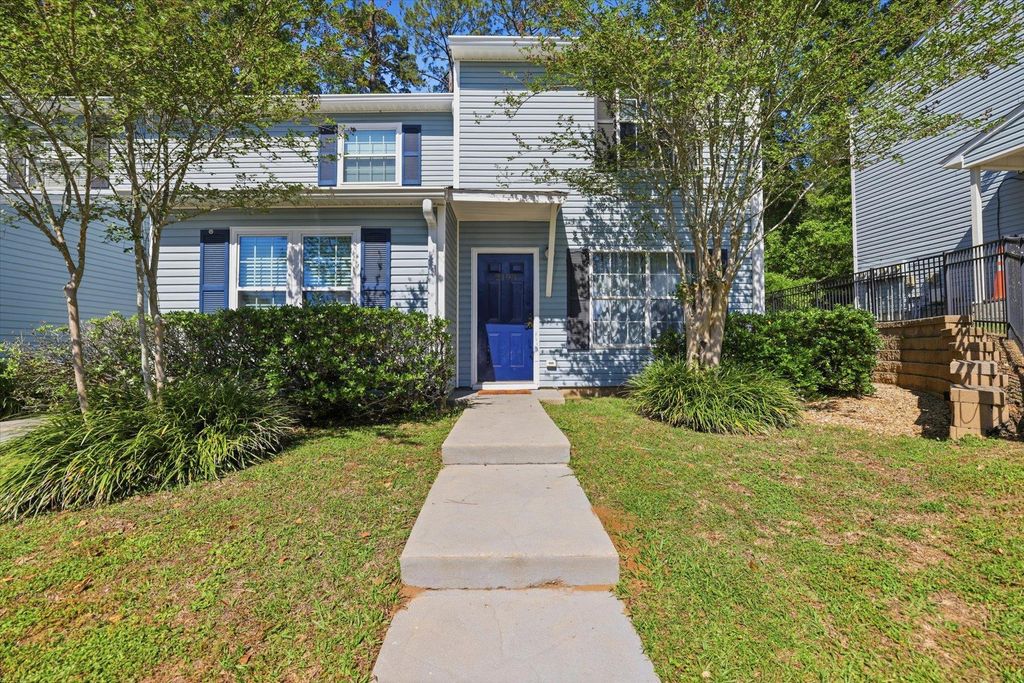 Photo of 2193 Timberwood Circle, Tallahassee, FL 32304 (MLS # 399602)