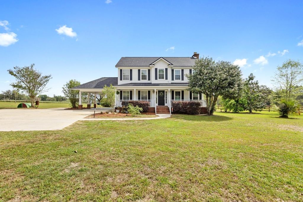 Photo of 660 Whispering Hills Road, Monticello, FL 32344 (MLS # 398493)