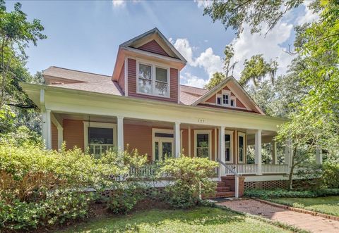 Tiny photo for 727 Miccosukee Road, Tallahassee, FL 32308 (MLS # 398947)