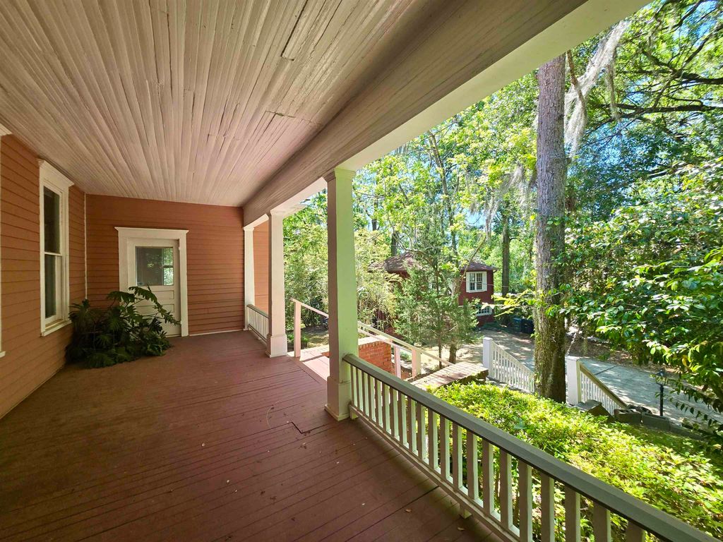 Photo of 727 Miccosukee Road, Tallahassee, FL 32308 (MLS # 398947)