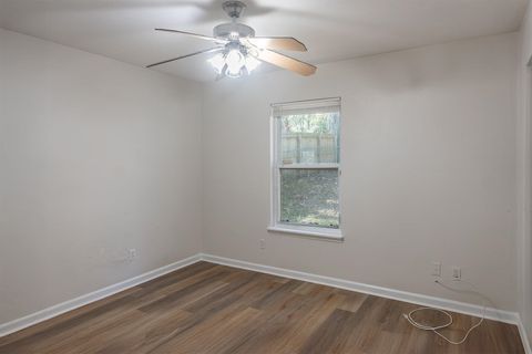 Tiny photo for 2295 Nannas Loop, Tallahassee, FL 32303 (MLS # 398178)