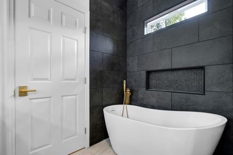 Tiny photo for 1406 Daniels Street, Tallahassee, FL 32310 (MLS # 385501)