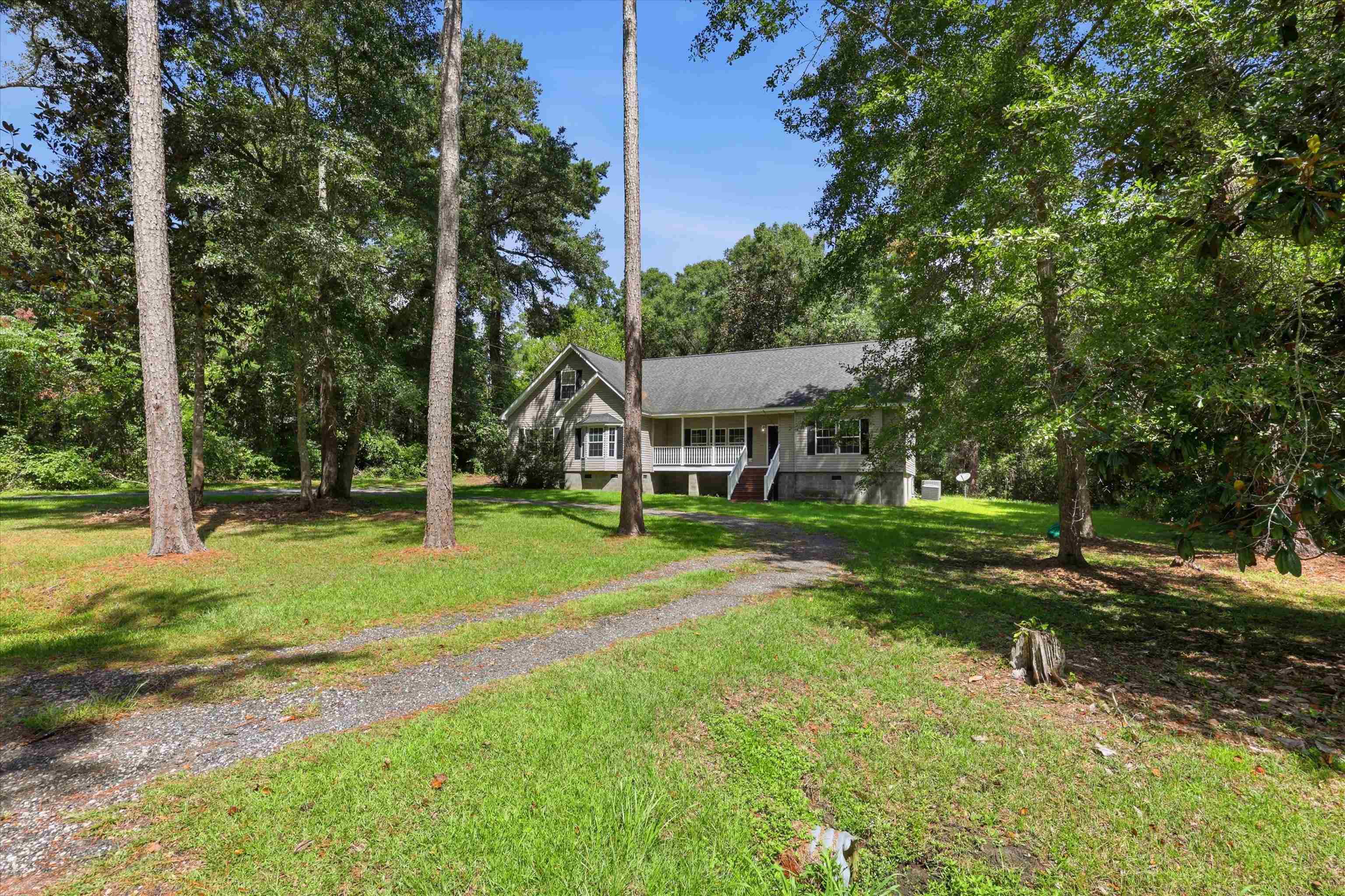 835 Collins Road I