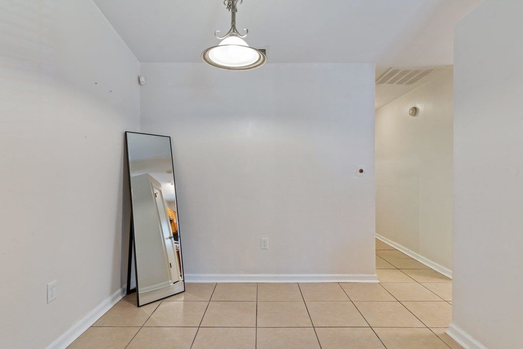 Photo of 215 W Whetherbine Way, Tallahassee, FL 32301 (MLS # 391768)