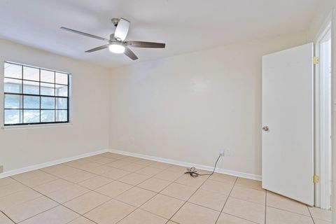 Tiny photo for 215 W Whetherbine Way, Tallahassee, FL 32301 (MLS # 391768)