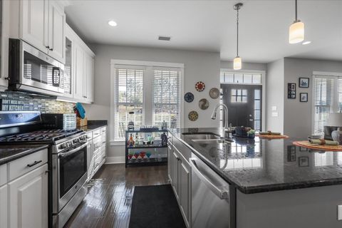 Tiny photo for 2752 Crestline Road, Tallahassee, FL 32308 (MLS # 394526)