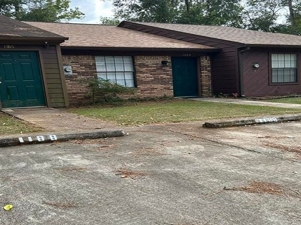 Photo of 1188 High Road Rd, Tallahassee, FL 32304 (MLS # 391878)