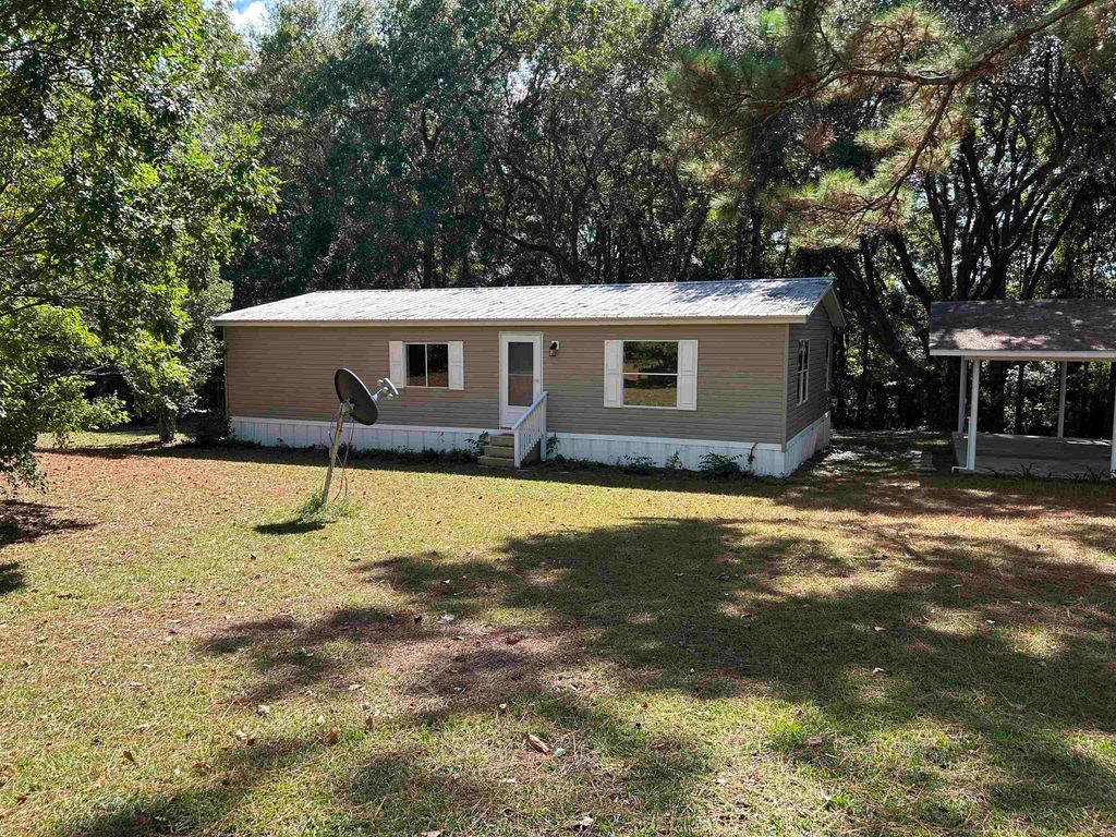 Photo of 122 Quail Ridge Road, Havana, FL 32333 (MLS # 392041)