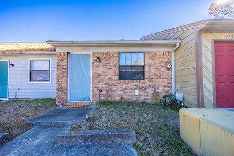 1245 Continential Court Court Tallahassee FL 32304