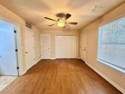 Tiny photo for 2902 CAPITAL PARK Drive, Tallahassee, FL 32301 (MLS # 399275)