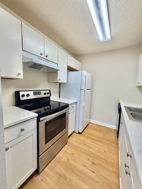 Tiny photo for 2902 CAPITAL PARK Drive, Tallahassee, FL 32301 (MLS # 399275)