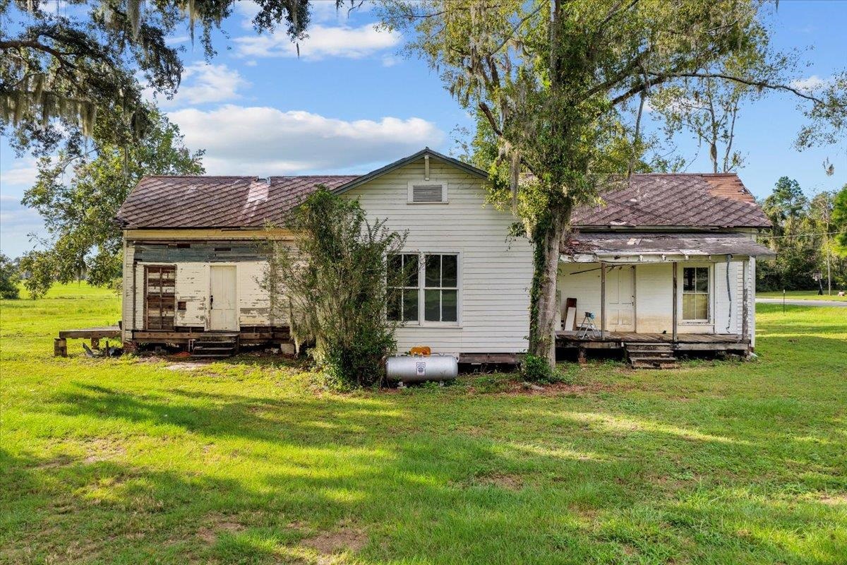 2907 SW Sundown Creek Road