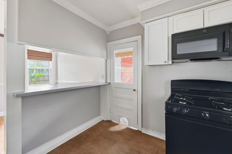 Tiny photo for 400 Lewis Street, Tallahassee, FL 32301 (MLS # 393638)