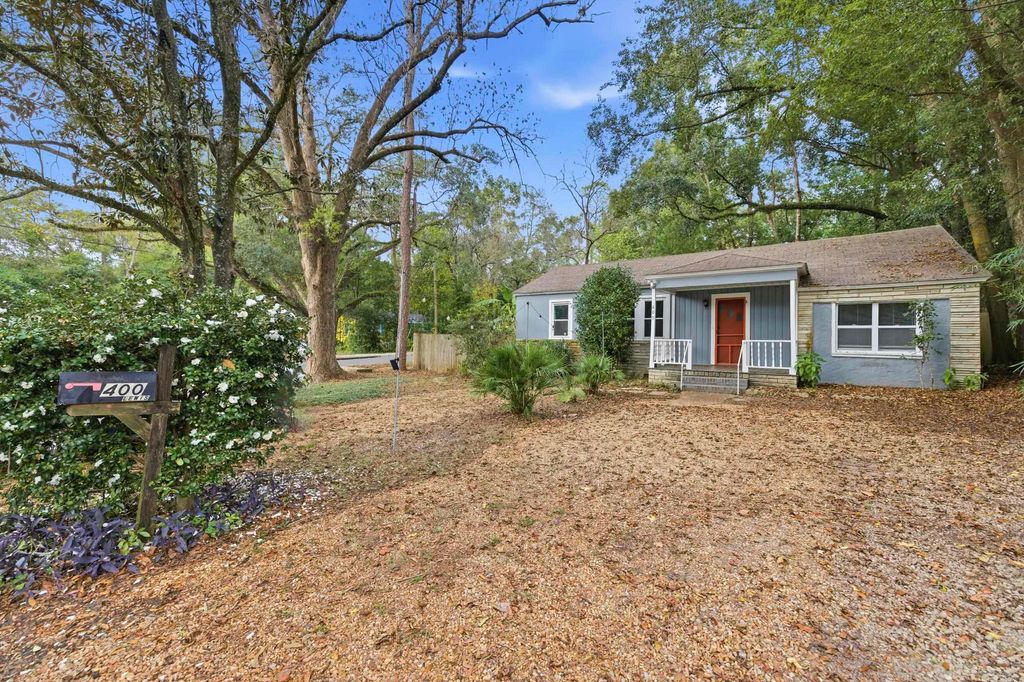 Photo of 400 Lewis Street, Tallahassee, FL 32301 (MLS # 393638)