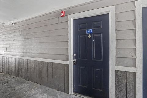 Tiny photo for 3000 S Adams Street #711, Tallahassee, FL 32301 (MLS # 396433)