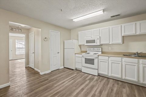 Tiny photo for 3000 S Adams Street #711, Tallahassee, FL 32301 (MLS # 396433)