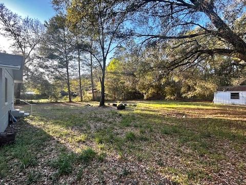 Tiny photo for 508 Patty Lynn Drive, Tallahassee, FL 32305 (MLS # 397381)