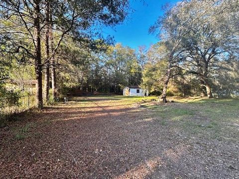 Tiny photo for 508 Patty Lynn Drive, Tallahassee, FL 32305 (MLS # 397381)