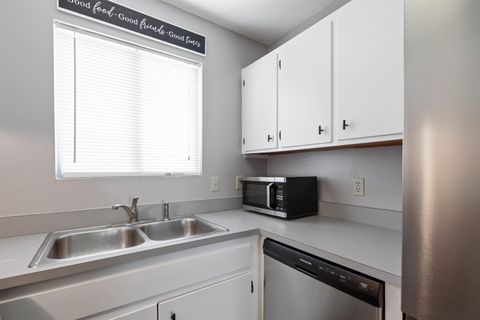 Tiny photo for 815 W PENSACOLA Street #14, Tallahassee, FL 32304 (MLS # 397948)