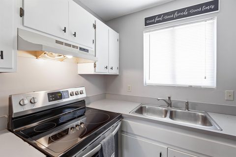 Tiny photo for 815 W PENSACOLA Street #14, Tallahassee, FL 32304 (MLS # 397948)