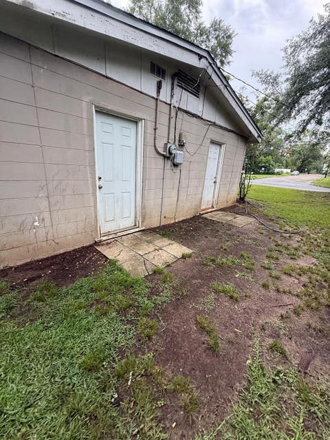 Tiny photo for 1929 Karen Lane Ln, Tallahassee, FL 32304 (MLS # 402145)