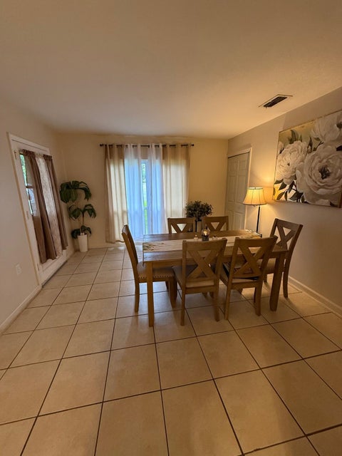 Tiny photo for 1929 Karen Lane Ln, Tallahassee, FL 32304 (MLS # 402145)