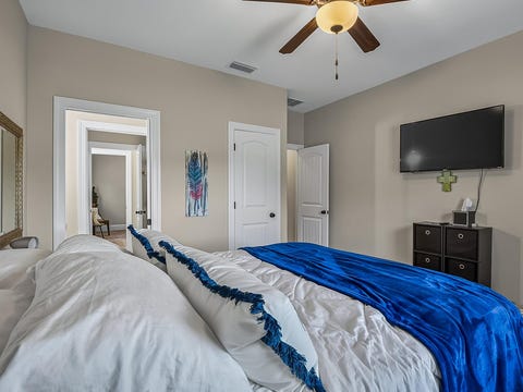 Tiny photo for 74 Country Club Drive, Crawfordville, FL 32327 (MLS # 401888)