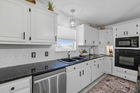 Tiny photo for 40 Royster Drive, Crawfordville, FL 32327 (MLS # 398740)