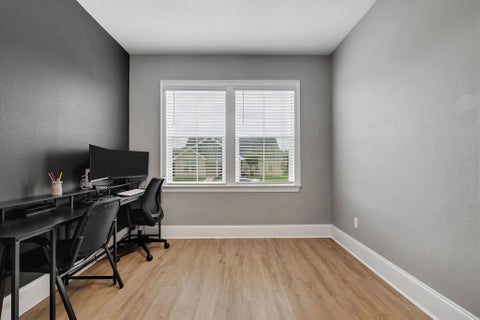 Tiny photo for 4517 Mary Owen Road, Tallahassee, FL 32303 (MLS # 401232)