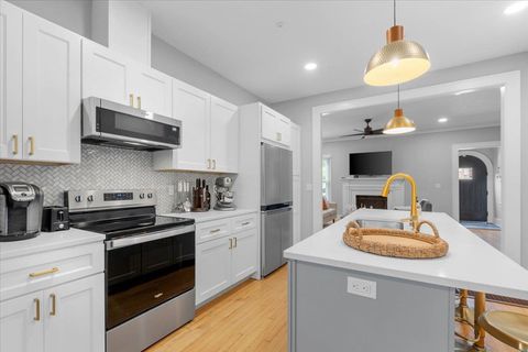 Tiny photo for 420 E 6th Avenue, Tallahassee, FL 32303 (MLS # 393717)