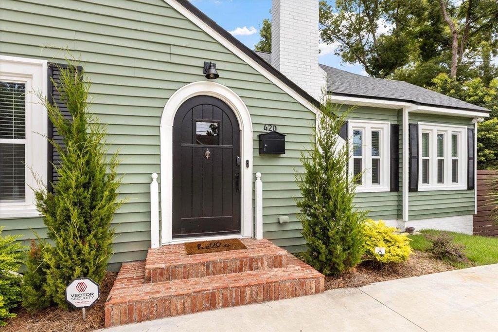 Photo of 420 E 6th Avenue, Tallahassee, FL 32303 (MLS # 393717)