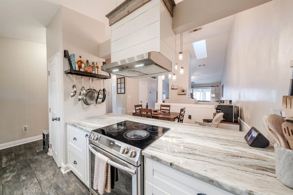 Photo of 2205 Paul Russell Circle, Tallahassee, FL 32301 (MLS # 394707)