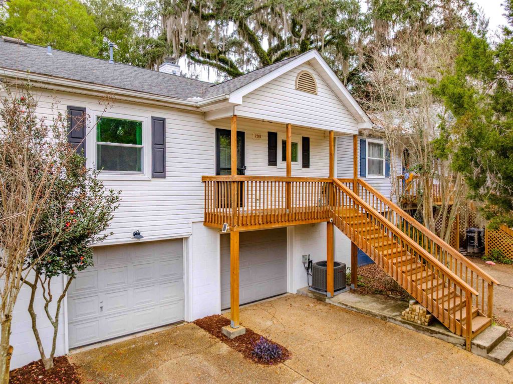 Photo of 2205 Paul Russell Circle, Tallahassee, FL 32301 (MLS # 394707)