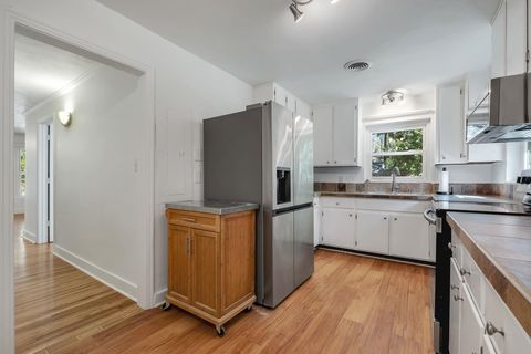 Tiny photo for 105 COLUMBIA Drive, Tallahassee, FL 32304 (MLS # 395055)