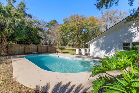 A home in TALLAHASSEE