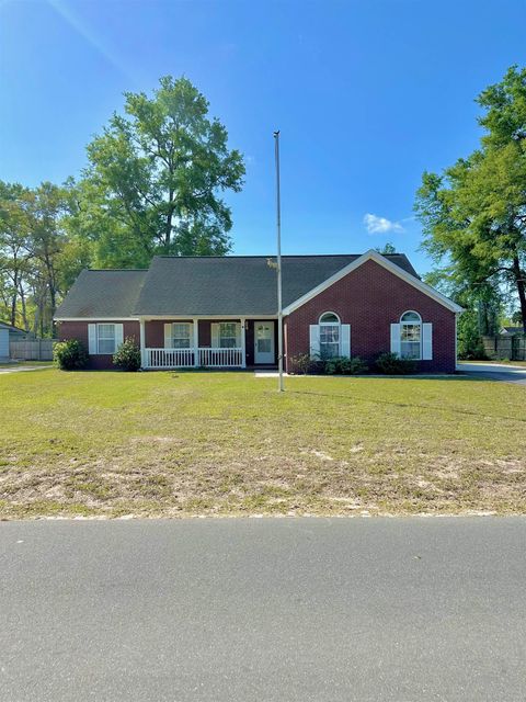 Photo of 47 Mohawk Trail, Crawfordville, FL 32327 (MLS # 398194)