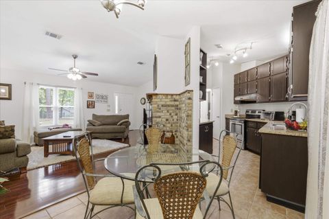 Tiny photo for 3225 Fawn Hill Trail, Tallahassee, FL 32312 (MLS # 398123)