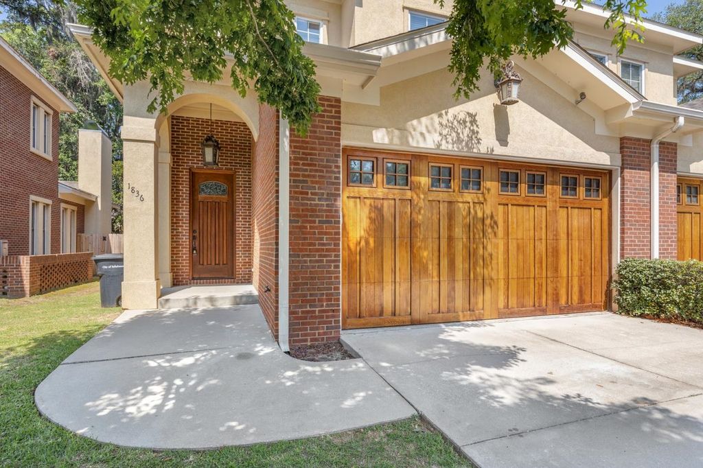 Photo of 1842 Ashley Hall Way, Tallahassee, FL 32308 (MLS # 398720)