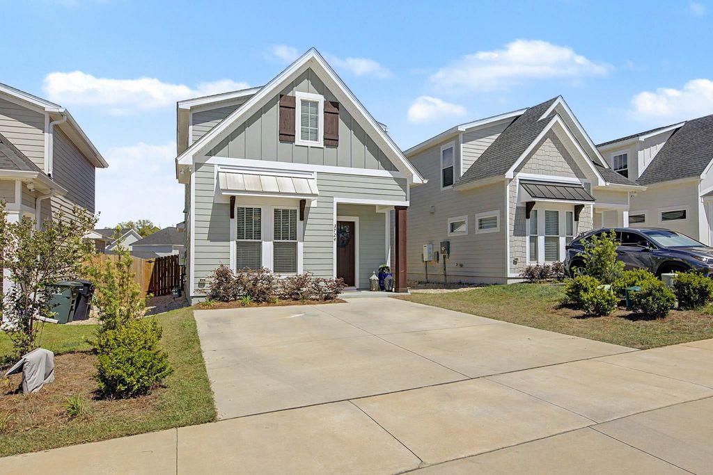 Photo of 3724 Meadow Vista Lane, Tallahassee, FL 32308 (MLS # 399230)