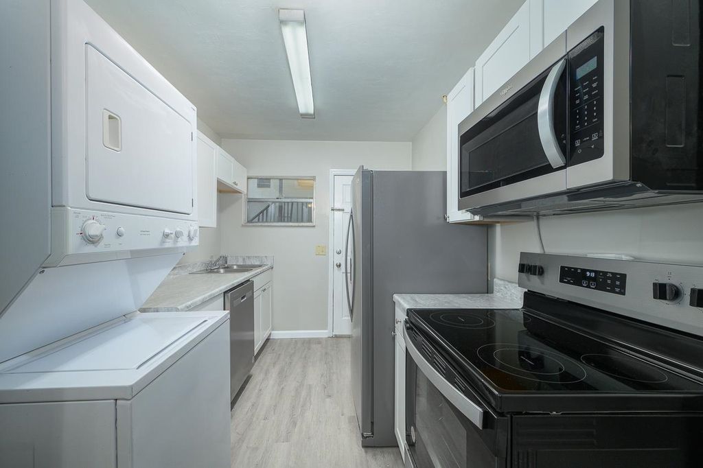 Photo of 1103 California Street, Tallahassee, FL 32304 (MLS # 393365)