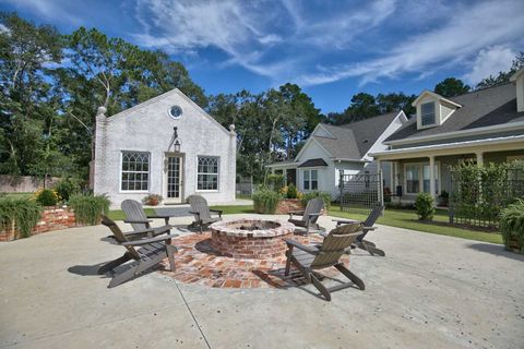 A home in TALLAHASSEE