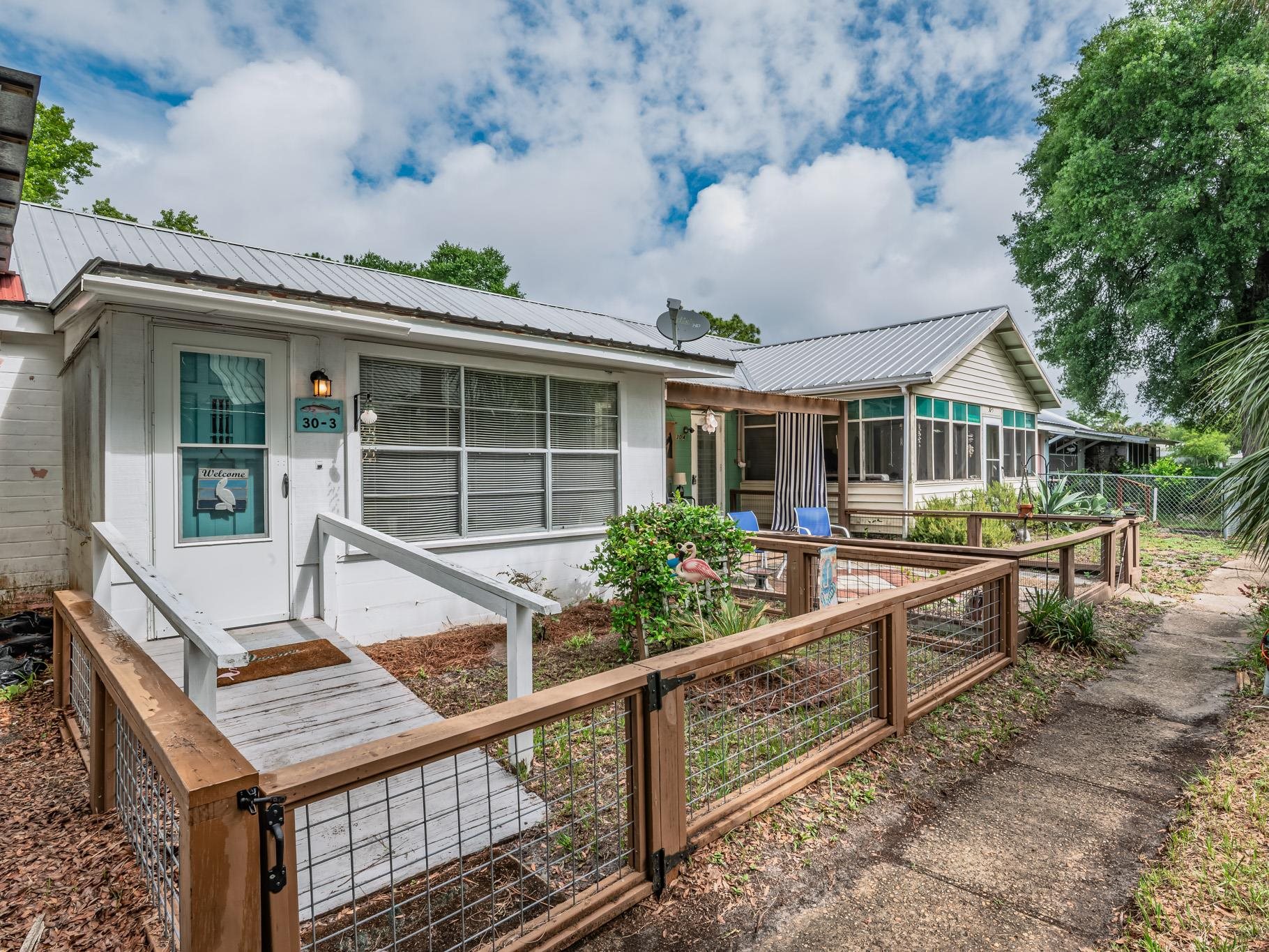 30-3 Parker Avenue