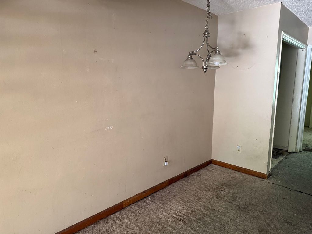 Photo of 1800 Falconcrest Dr Dr, Tallahassee, FL 32304 (MLS # 398051)