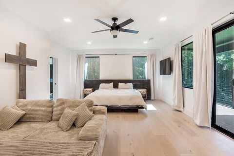 Tiny photo for 10080 Mahan Drive, Tallahassee, FL 32309 (MLS # 386091)