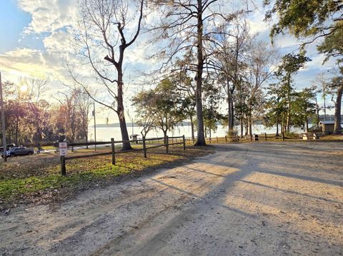 Tiny photo for 0 Williams Landing Road #Lot 26, Tallahassee, FL 32310 (MLS # 385799)