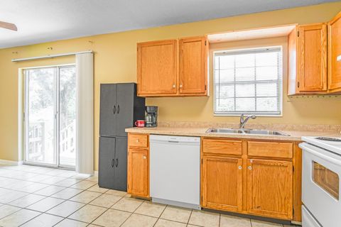 Tiny photo for 906 Millard Street, Tallahassee, FL 32301 (MLS # 399347)