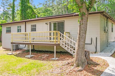 Tiny photo for 906 Millard Street, Tallahassee, FL 32301 (MLS # 399347)