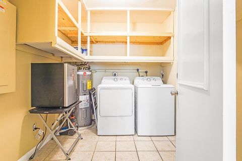 Tiny photo for 906 Millard Street, Tallahassee, FL 32301 (MLS # 399347)
