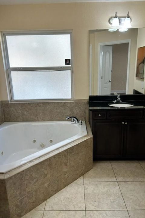 Tiny photo for 4702 Planters Ridge Drive, Tallahassee, FL 32311 (MLS # 396125)